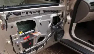 دانستنی های لازم درباره سیستم بالابر شیشه خودرو